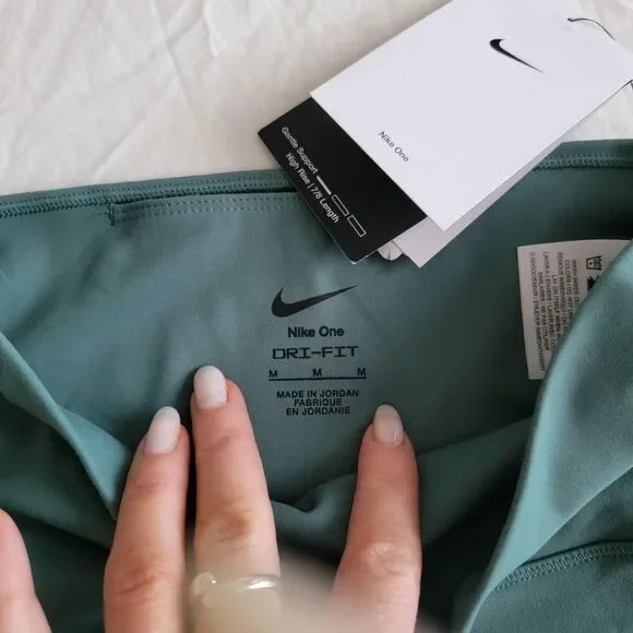 NIKE ONE Dri Fit Women's Green and Blue Leggings - Picture 3 of 8